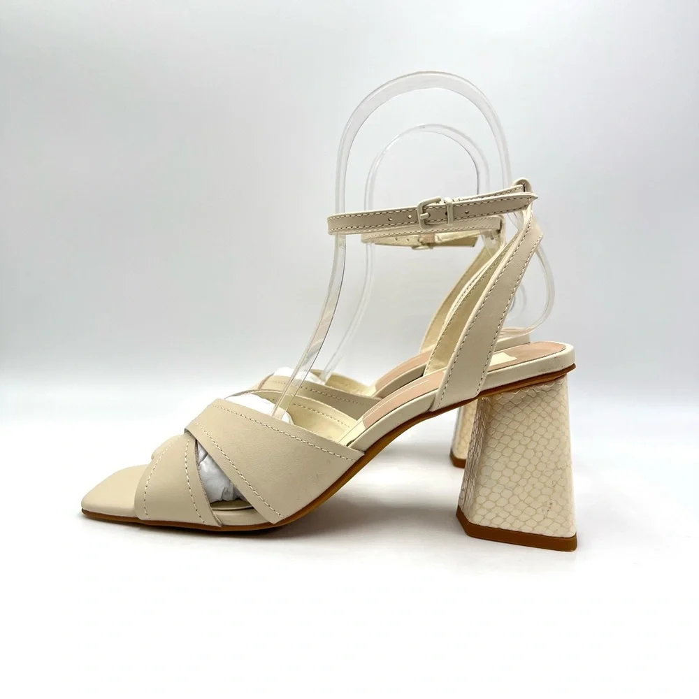 Dolce Vita Womens 7‎ 7M Tiki Cream Leather Square Toe Block Heels Sandals Shoes